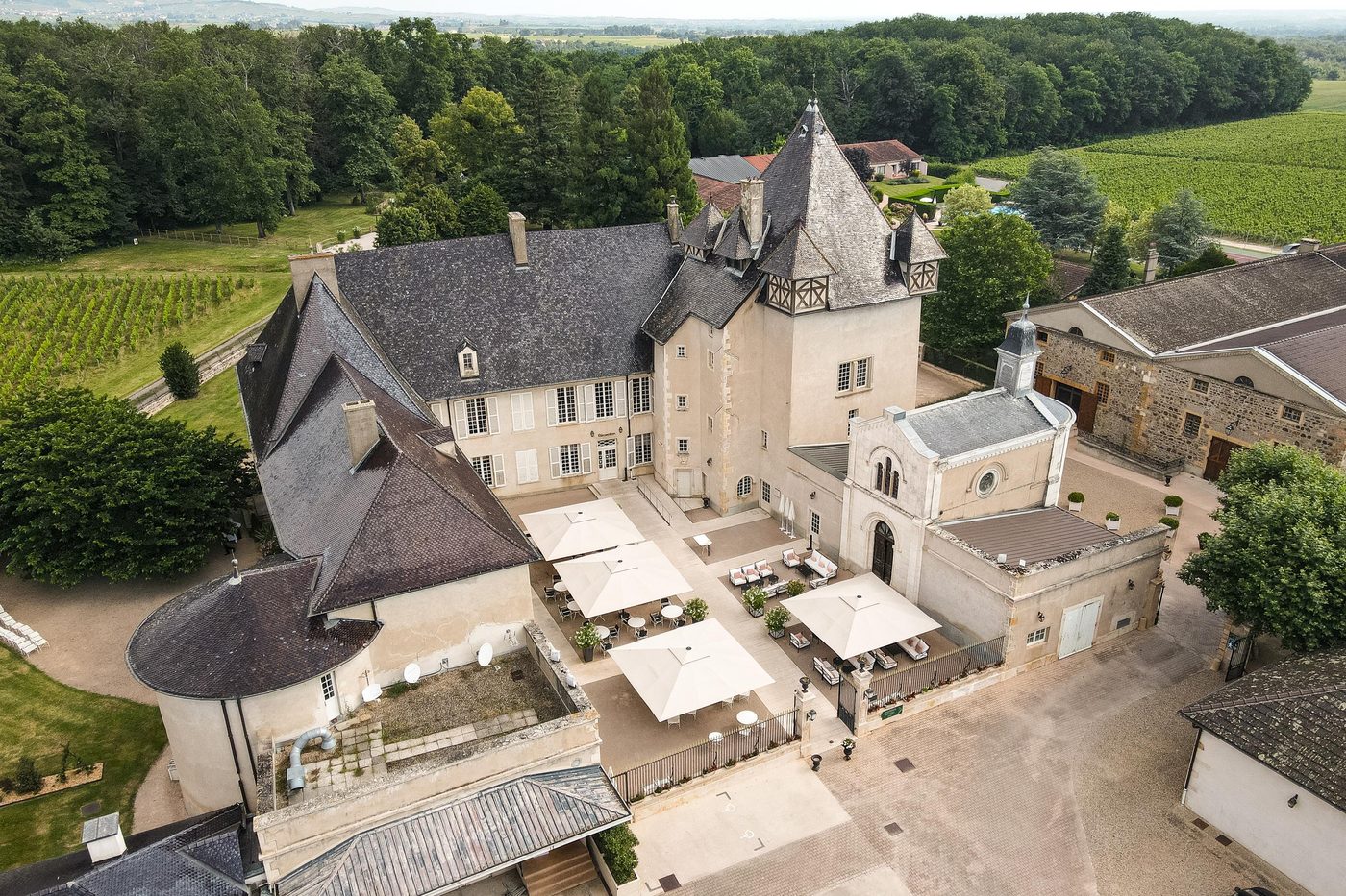 Beaujolais : Le château vu du ciel
